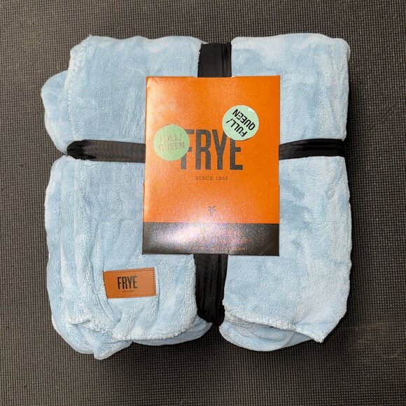 Frye Blue Silky Soft Queen / Full Blanket Fleece Plush 90 x 90 in. Leather Patch - Picture 6 of 9